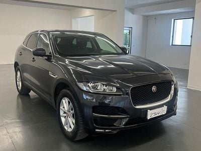 Usata Jaguar F-Pace Portfolio 180 CV (132 kW) 2017 Grigio SUV