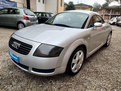 Usata Audi TT 180 CV (132 kW) 2001 Grigio Coupé