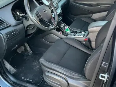 Usata Hyundai Tucson GO! 185 CV (136 kW) 2018 Grigio SUV