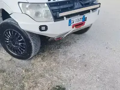 Usata Mitsubishi Pajero