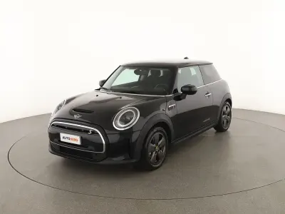 Usata Mini Cooper SE Essential 135 kW (184 CV) 2022 Nero Utilitaria