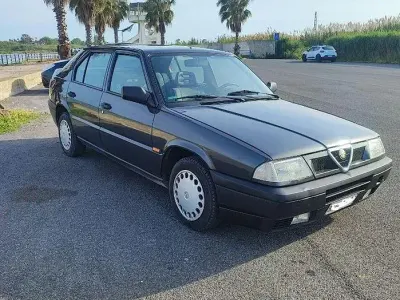 Usata Alfa Romeo 33 88 CV (64 kW) 1992 Grigio Berlina