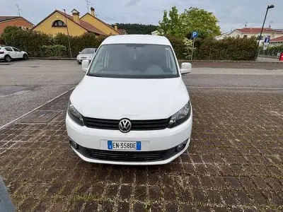 Usata VW Caddy 109 CV (80 kW) 2012 Bianco Monovolume