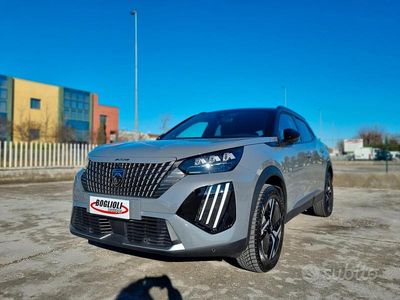 Usata Peugeot 2008 GT 131 CV (96 kW) 2023 Grigio SUV