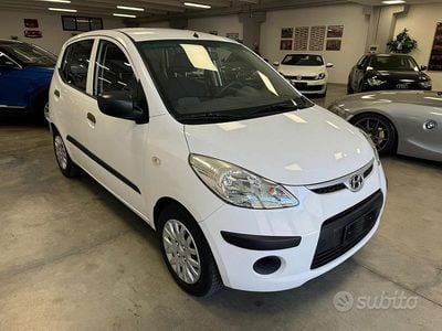Usata Hyundai i10 Edition 66 CV (48 kW) 2010 Grigio Utilitaria