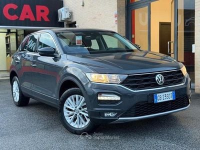 Usata VW T-Roc Business 120 CV (88 kW) 2020 Grigio SUV