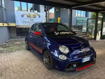 Usata Abarth 595 Turismo 165 CV (121 kW) 2017 Blu metallizzato Utilitaria