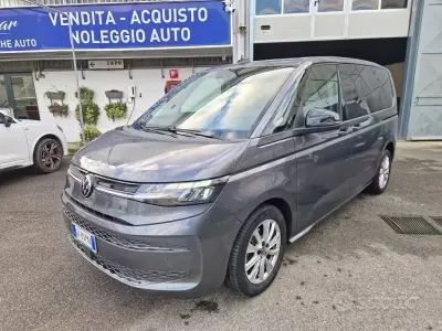 Usata VW Multivan Life 150 CV (110 kW) 2022 Antracite Monovolume