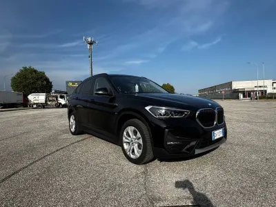 Usata BMW X1 Advantage 220 CV (161 kW) 2021 Nero SUV