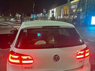 Usata VW Golf VI Highline 105 CV (77 kW) 2010 Bianco Utilitaria