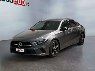 Usata Mercedes A180 116 CV (85 kW) 2019 Grigio Berlina