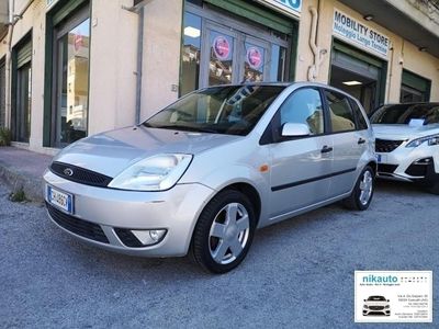 usata Ford Fiesta 1.4 TDCi 68CV 5p. Ambiente