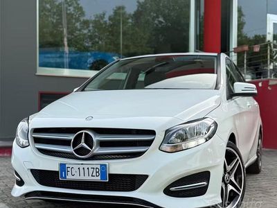 Usata Mercedes B180 Premium 109 CV (80 kW) 2016 Bianco Monovolume