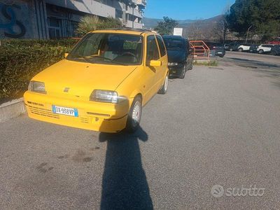 Käytetty Fiat Cinquecento 54 HP (39 kW) 1996 Keltainen Viistoperä