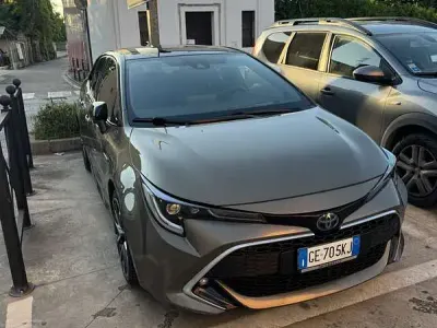 Usata Toyota Corolla Lounge 196 CV (144 kW) 2021 Berlina