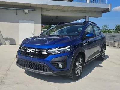 Nuova Dacia Sandero Expression 100 CV (73 kW) 2026 Berlina