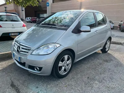 Usata Mercedes A160 Premium 82 CV (60 kW) 2012 Berlina