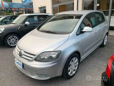 Usata VW Golf Plus 105 CV (77 kW) 2005 Grigio Monovolume