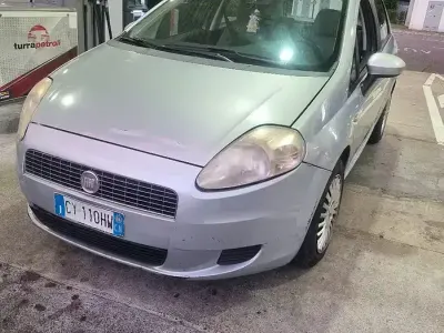 Usata Fiat Grande Punto 75 CV (55 kW) 2006 Utilitaria