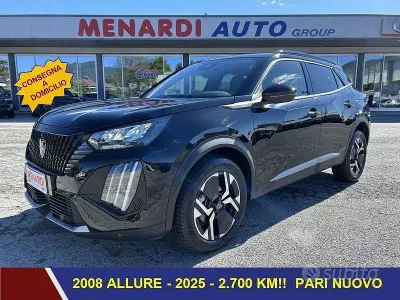 Usata Peugeot 2008 Allure 101 CV (74 kW) 2025 Nero SUV