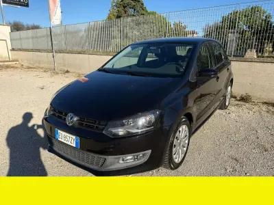 Usata VW Polo Comfortline 86 CV (63 kW) 2010 Blu Utilitaria