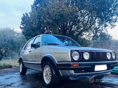 Usata VW Golf II 54 CV (39 kW) 1985 Argento Utilitaria