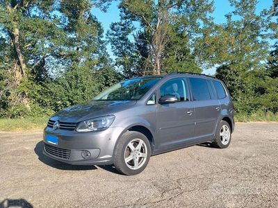 Usata VW Touran 150 CV (110 kW) 2010 Grigio Monovolume