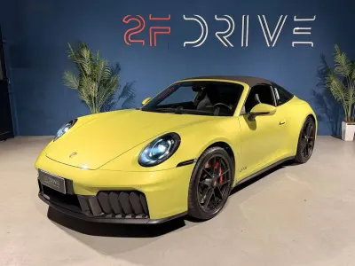 Usata Porsche 911 Targa 4 541 CV (397 kW) 2025 Verde Cabrio