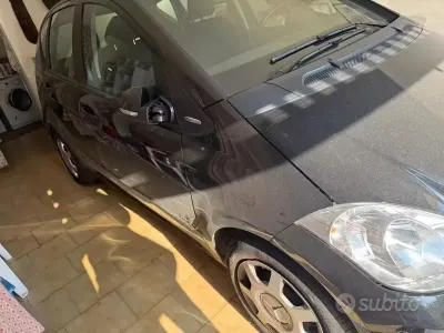 Usata Mercedes A160 Executive 95 CV (69 kW) 2010 Nero Berlina