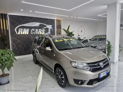 Usado Dacia Logan Lauréate 75 CV (55 kW) 2014 Marrón Familiar