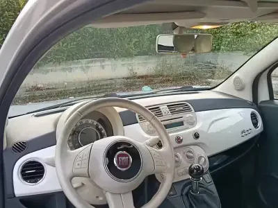 Käytetty Fiat 500 Lounge 69 HP (50 kW) 2010 Valkoinen Viistoperä