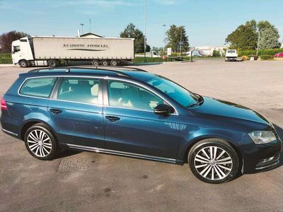 usata VW Passat Passat VariantVII 2011 Variant 2.0 tdi Comfortline