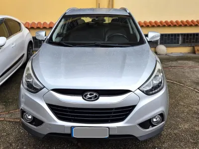 Usado Hyundai ix35 115 HP (84 kW) 2014 Prateado SUV