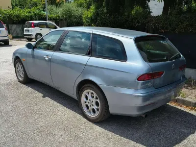 Usata Alfa Romeo 156 Progression 140 CV (102 kW) 2002 Verde Station wagon