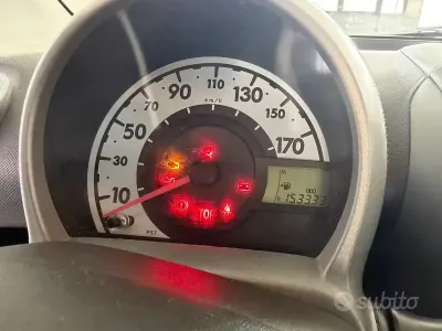 Usata Toyota Aygo 68 CV (50 kW) 2011 Utilitaria