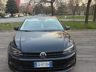 Usata VW Polo 90 CV (66 kW) 2021 Nero Utilitaria