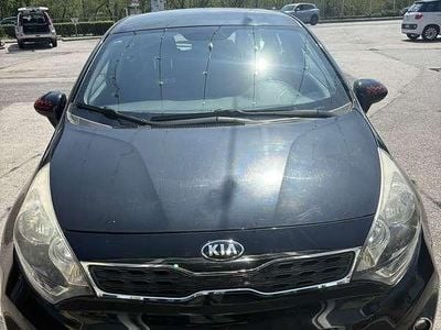 Usata Kia Rio Active 86 CV (63 kW) 2014 Nero Berlina
