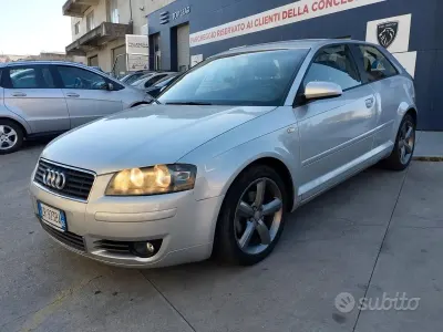 Usata Audi A3 Ambiente 140 CV (102 kW) 2004 Grigio Utilitaria