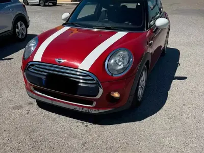 Usata Mini Cooper D 116 CV (85 kW) 2015 Utilitaria