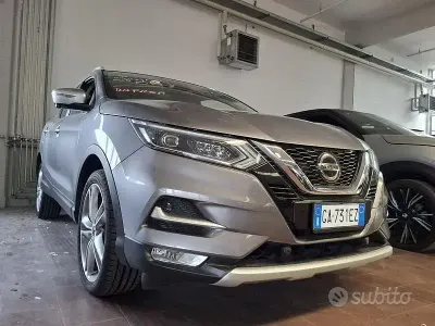 Usata Nissan Qashqai N-Motion 150 CV (110 kW) 2020 Grigio SUV