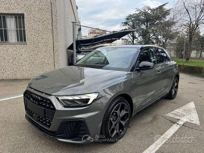 Nuova Audi A1 116 CV (85 kW) 2026 Grigio metallizzato SUV