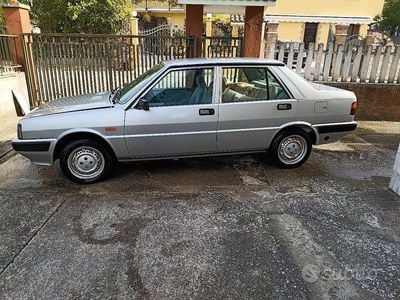 Gebraucht Lancia Prisma 77 PS (56 kW) 1987 Grau Limousine