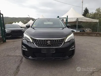 Usata Peugeot 3008 120 CV (88 kW) 2017 Nero SUV