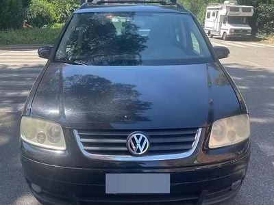 Begagnad VW Touran 105 HK (77 kW) 2006 Svart Minibuss