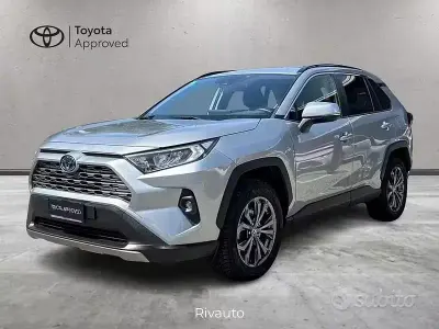 Usata Toyota RAV4 Hybrid 218 CV (160 kW) 2022 Grigio SUV