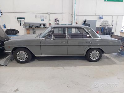 Mercedes W115