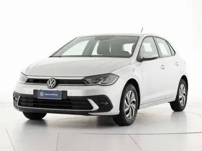 Usata VW Polo Life 95 CV (69 kW) 2023 Argento Utilitaria