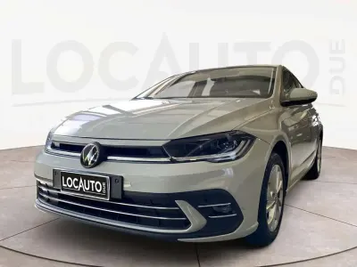 Usata VW Polo Style 95 CV (69 kW) 2022 Grigio Utilitaria