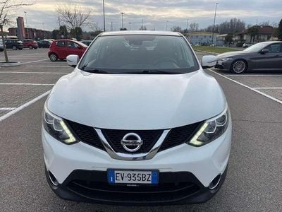 Bianco Usata 2014 Nissan Qashqai Tekna SUV | 7990 € (Ottimo prezzo)