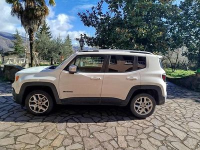 Usata Jeep Renegade Limited 140 CV (102 kW) 2014 Bianco SUV